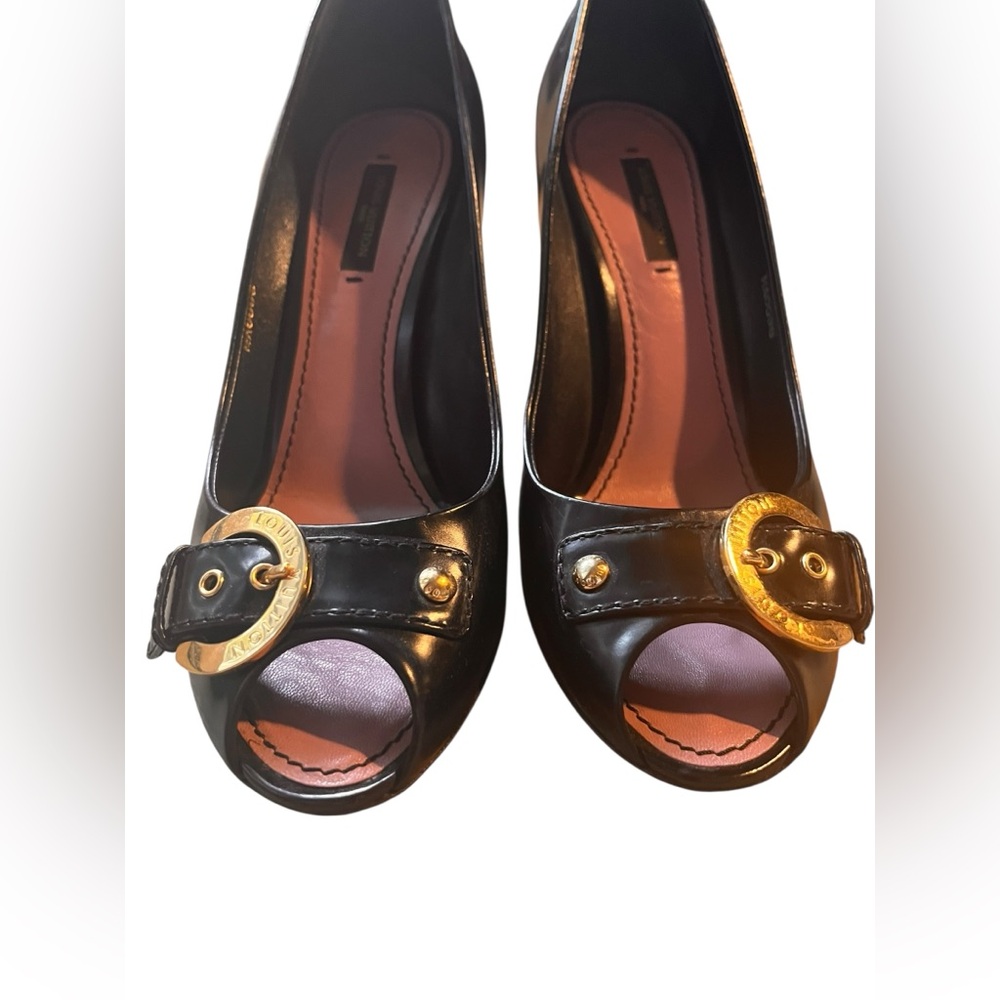 Louis Vuitton Black Peep-Toe Heels with Gold Accents - Picture 2 of 13